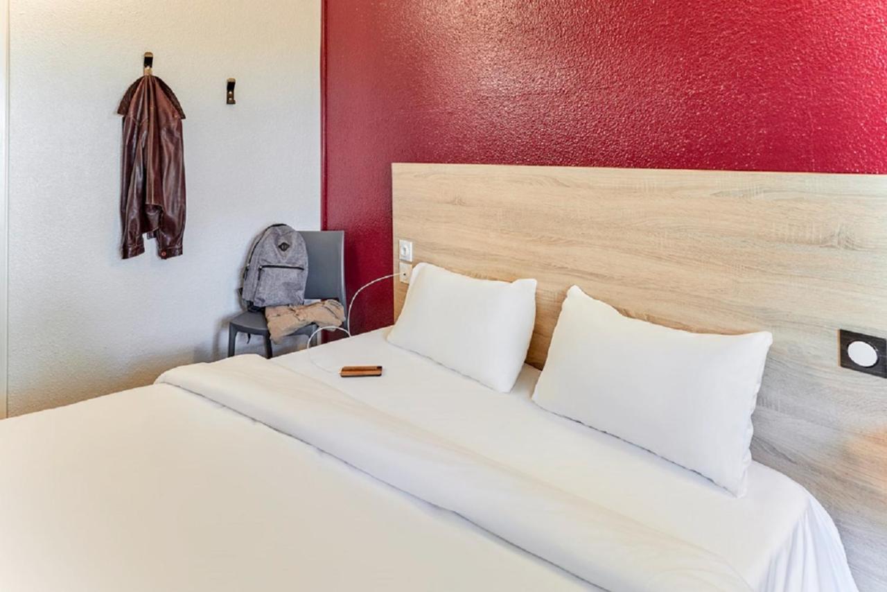 Hotelf1 Frejus Sur Argens