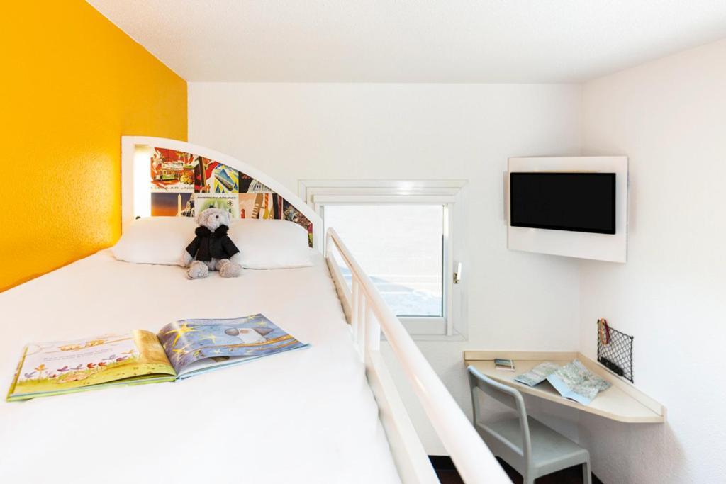 Hotelf1 Frejus Sur Argens Hotel