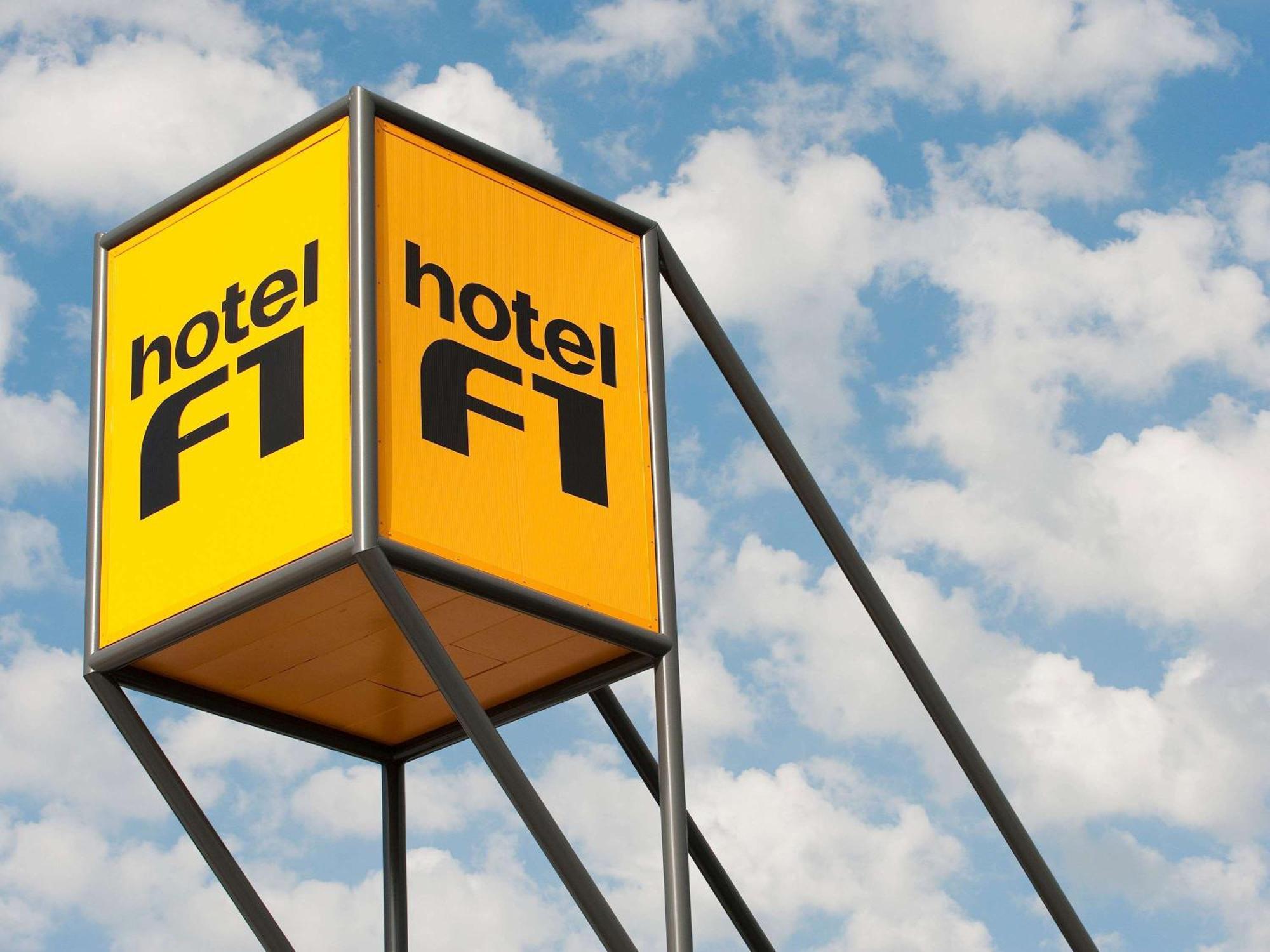 Hotel Hotelf1 Frejus Sur Argens 3*